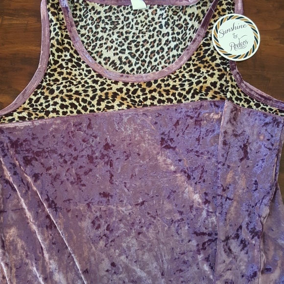 sunshine & rodeos Tops - Sunshine and Rodeos sleeveless top